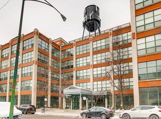 1800 W Roscoe St APT 226, Chicago, IL 60657