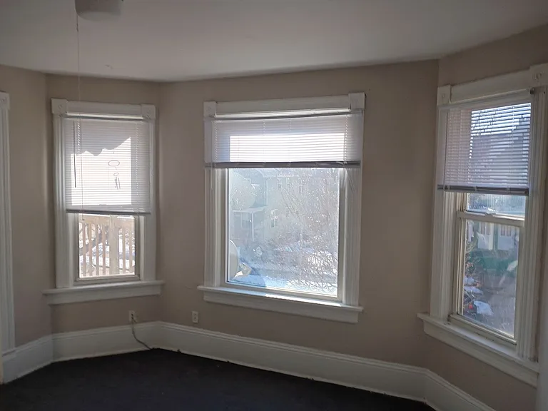 1710 W Mineral St — Photo 10