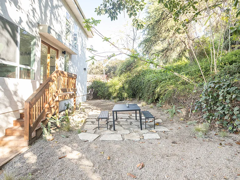 2210 3/4 Echo Park Ave — Photo 11