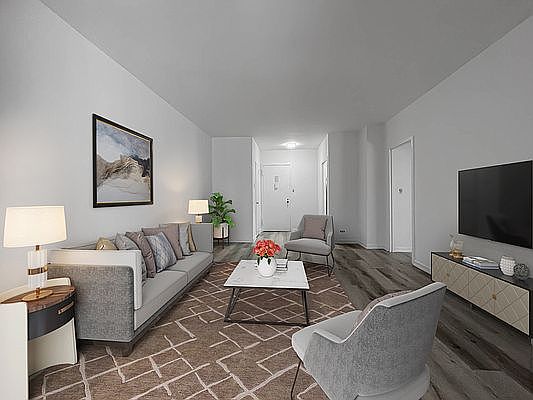 3rd image of 4 Park Ave APT 4G