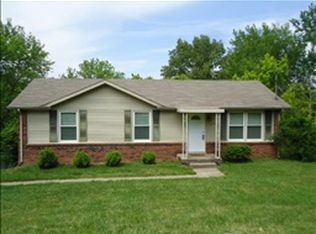 639 Pollard Rd, Clarksville, TN 37042