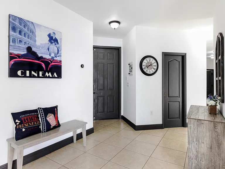 16082 SW 68th Ter — Photo 10