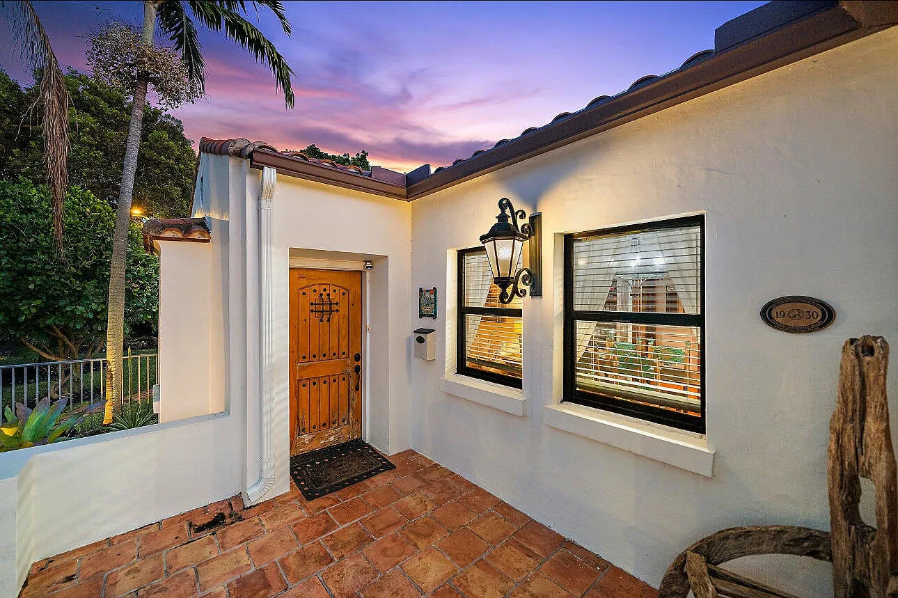4 bed, 4.0 bath, 2758 sqft, $11,000 — Photo 4