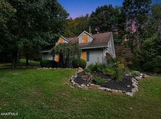 203 Hoover Ln, Duncansville, PA 16635