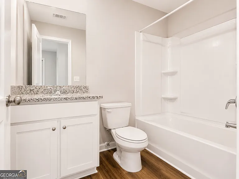 1814 Carrington Dr — Photo 10