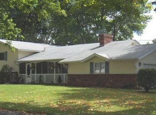 36 Cherry Tree Cir, Liverpool, NY 13090