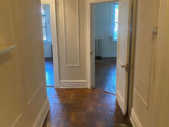2nd image of 478 Roseville Ave APT 6