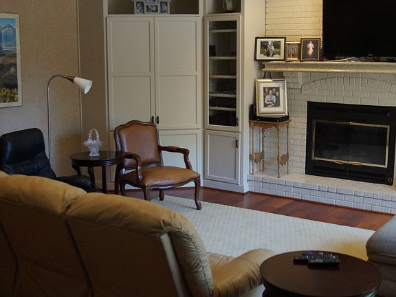 2nd image of 5510 N Briarcrest Ct