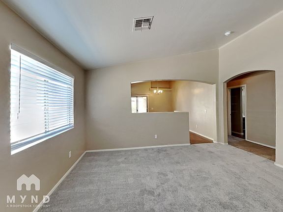 4th image of 36590 W San Clemente St