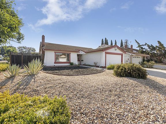 2nd image of 3758 Nash Ct