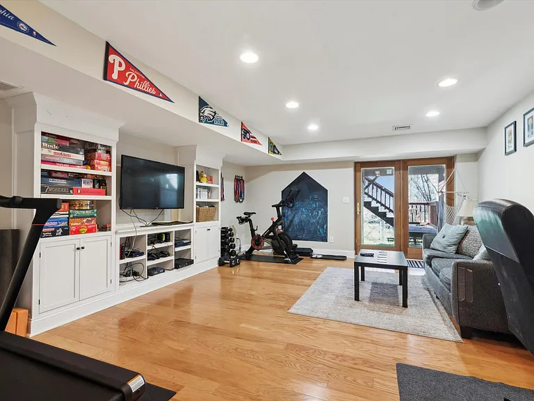 126 Wood St — Photo 19