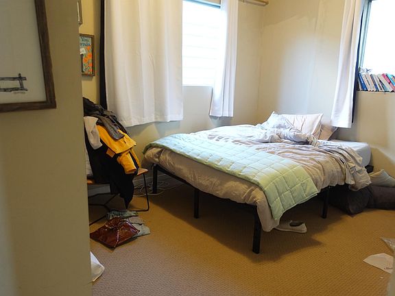 5th image of 2891 Pine St #1