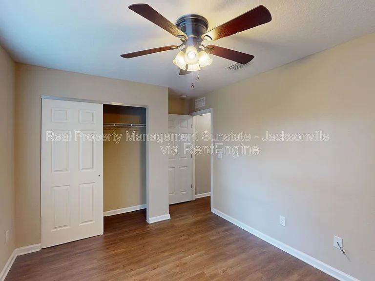 711 Cahoon Rd N — Photo 6
