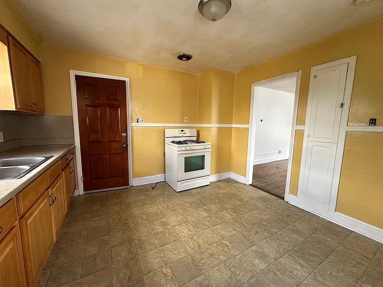 143 Boston Ave #1 — Photo 12