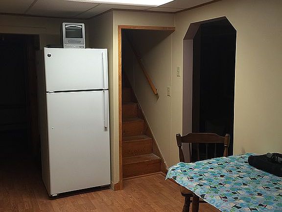 5th image of 382 Billings Rd