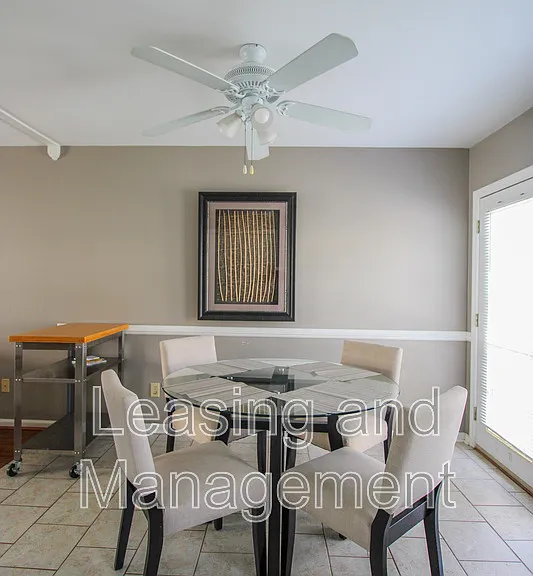 1423 Ashley River Rd #2C — Photo 9