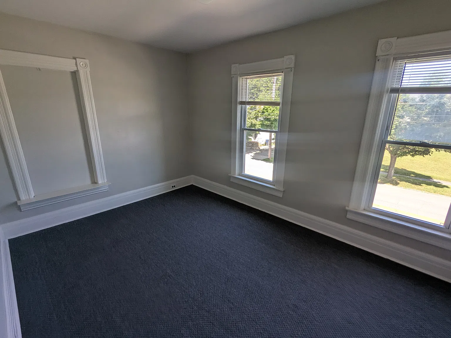 4 bed, 1950 sqft, $1,300 — Photo 3