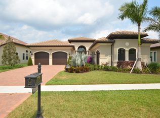 8501 Hawks Gully Ave, Delray Beach, FL 33446
