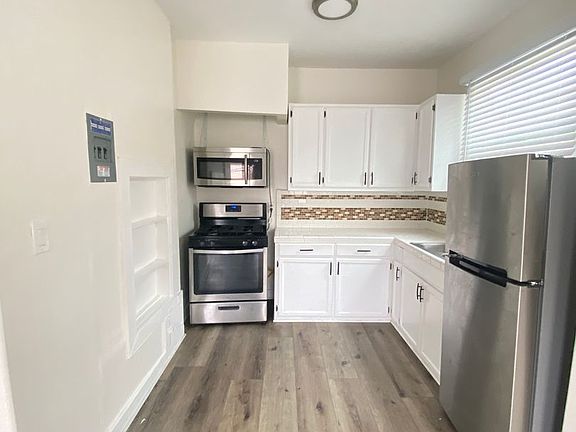 4th image of 2869 San Marino St APT 201
