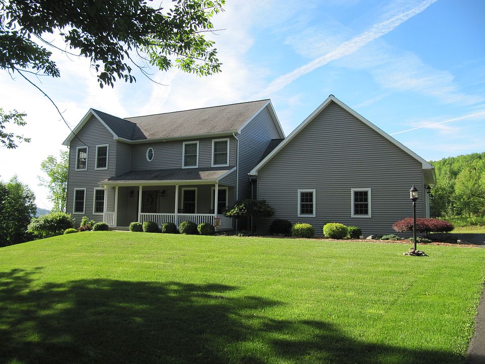 1st image of 824 Shale Dr