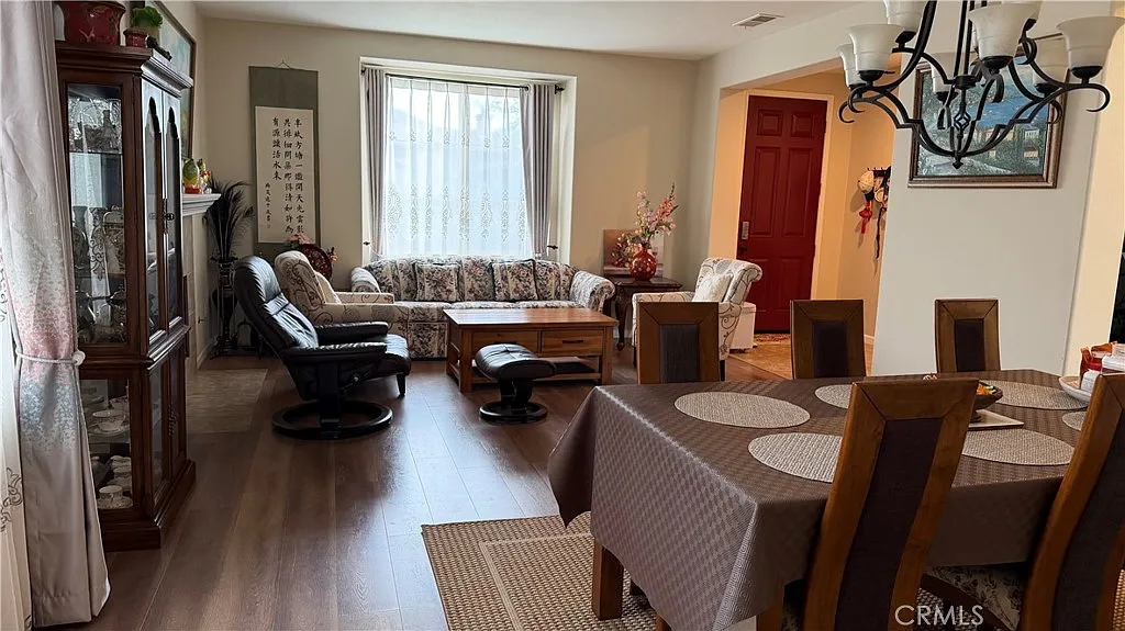 4 bed, 3.5 bath, 3171 sqft, $3,500 — Photo 2