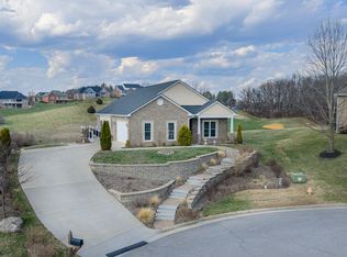 45 Fairway Ct, Daleville, VA 24083