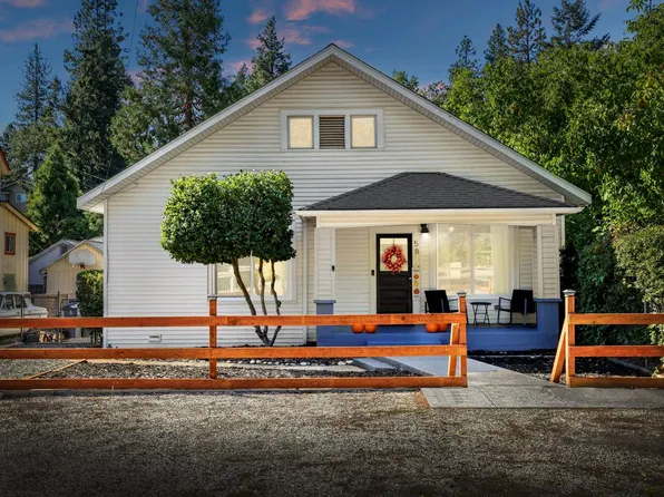 58 W Oak St, Colfax, CA 95713