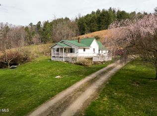 1563 Stage Rd, Mountain City, TN 37683