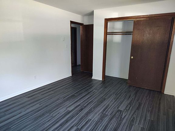 4th image of 4456 Carthage Dr #4