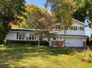 3110 Grandview Blvd, Madison, WI 53713