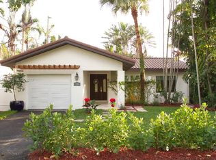 1530 S Greenway Dr, Coral Gables, FL 33134