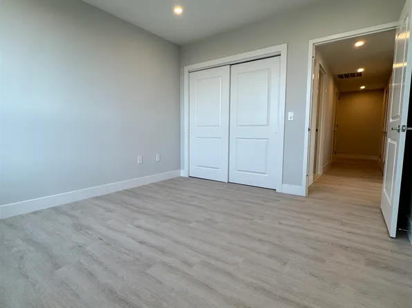 40 Center Street image 14 of 28