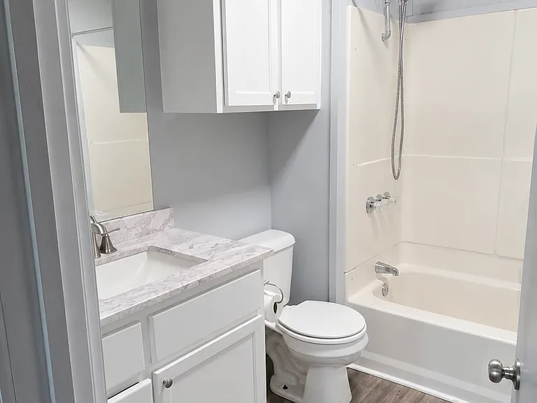 218 W Pulaski St — Photo 10