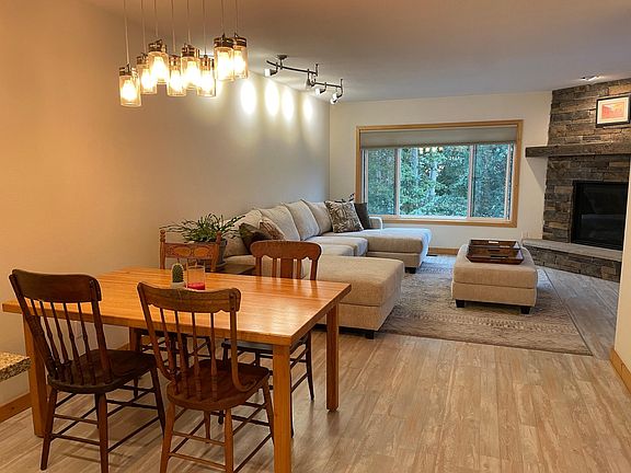 2nd image of 727 Meadow Creek Dr APT H