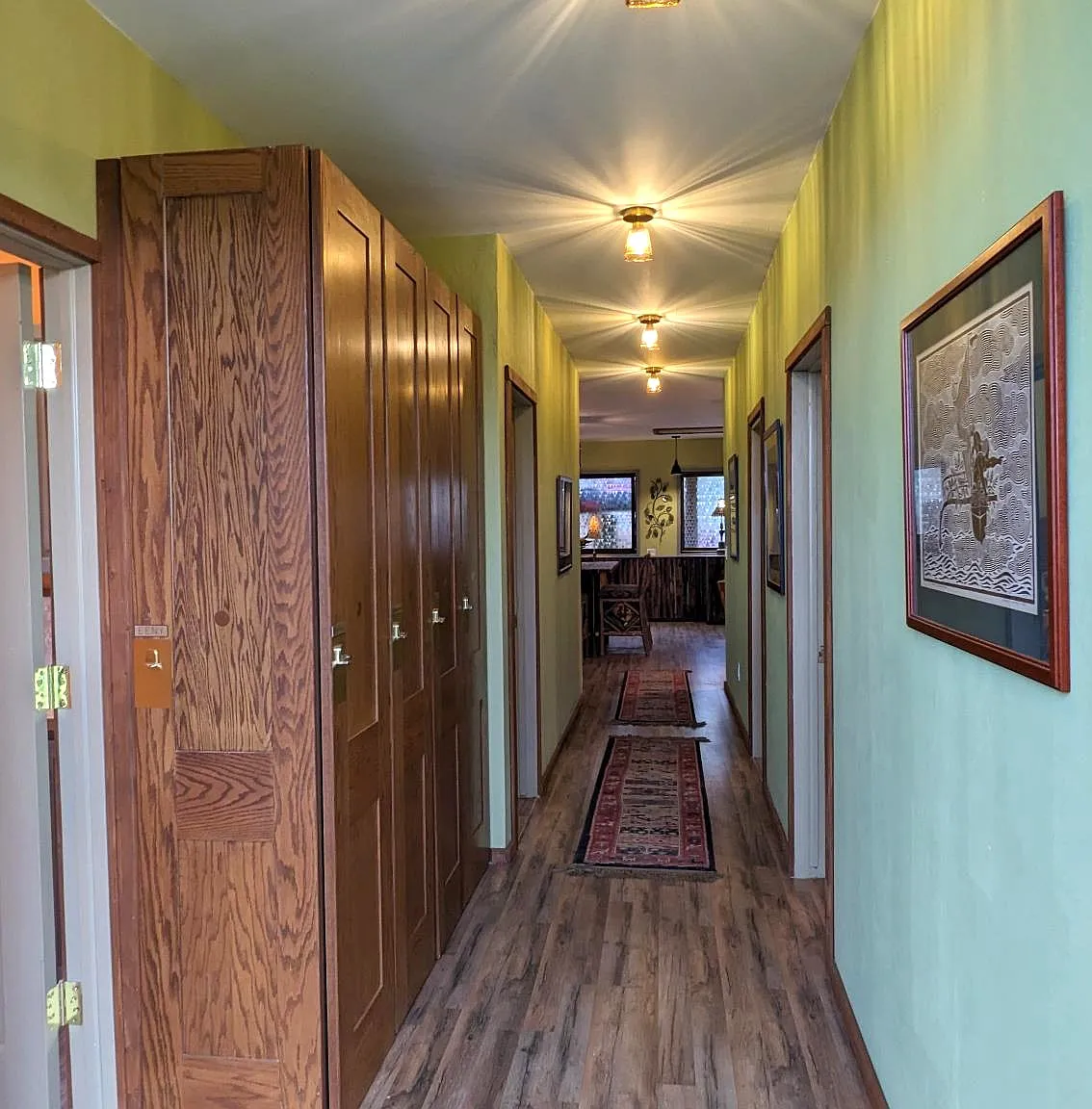 3 bed, 1200 sqft, $4,500 — Photo 2
