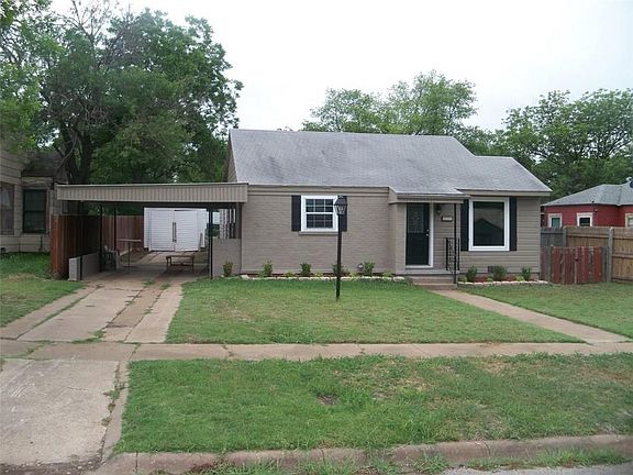 2nd image of 120 Hollywood St