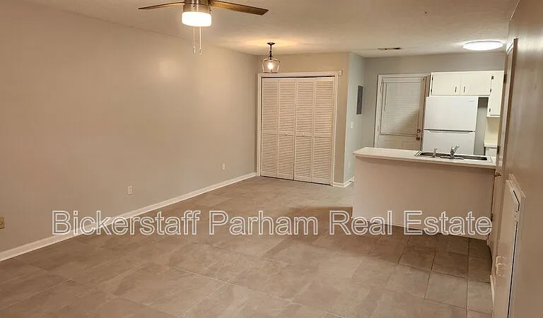 5247 Crystal Ct #A — Photo 4