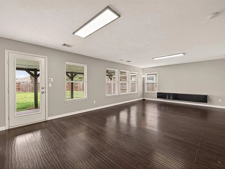 18302 Walden Gate Ln — Photo 13
