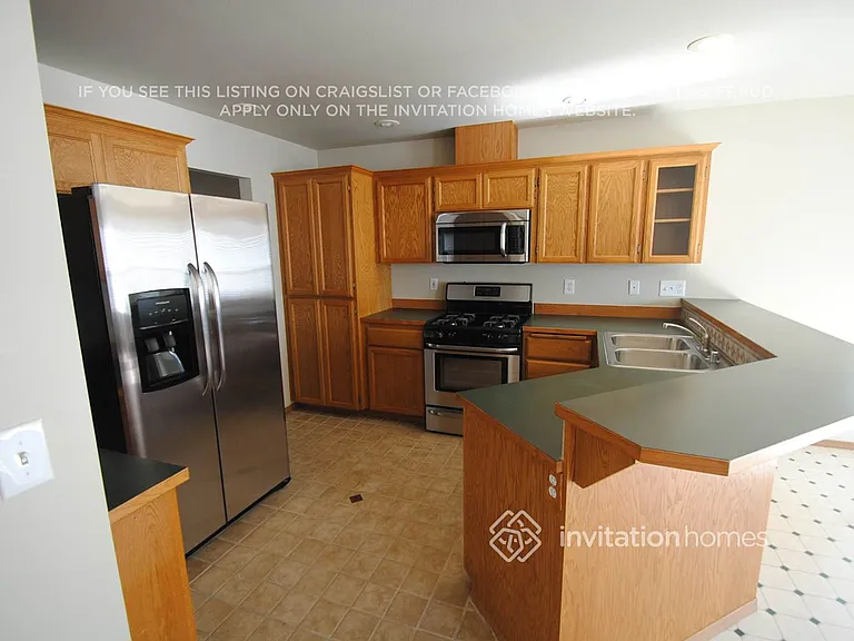 1309 19th Street Pl NW — Photo 3