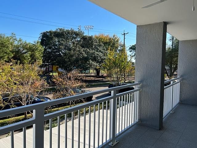 1st image of 2 Columbia Dr #206