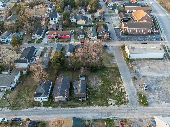 5th image of 1978 Forest Ave