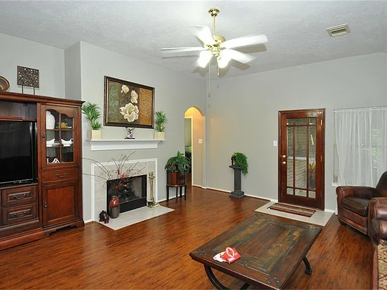 7406 Cheeca Lodge Ln — Photo 6