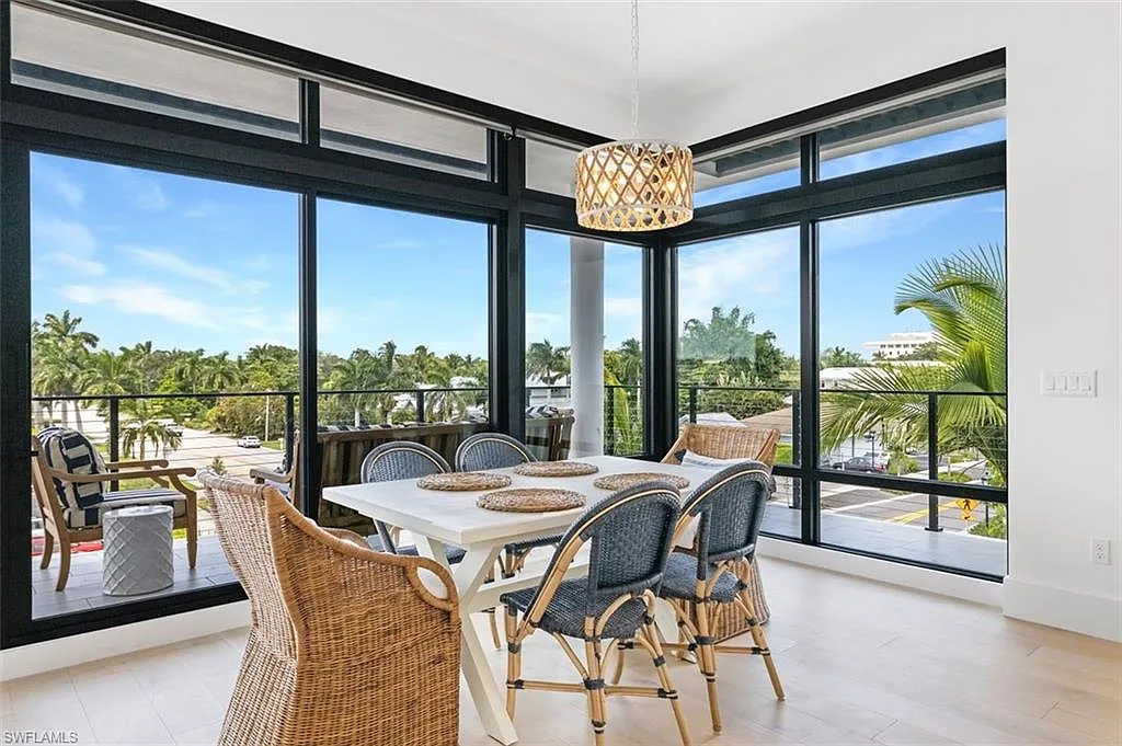 2 bed, 2.0 bath, 1577 sqft, $18,000 — Photo 1