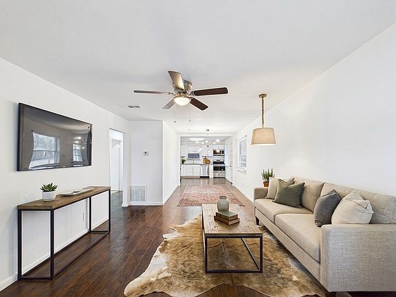 4th image of 2928 Mitchell Blvd
