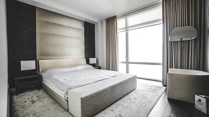 Rented by R New York | media 25