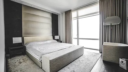 Rented by R New York