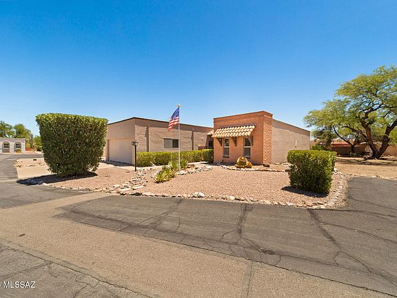 2nd image of 320 E Paseo Verde