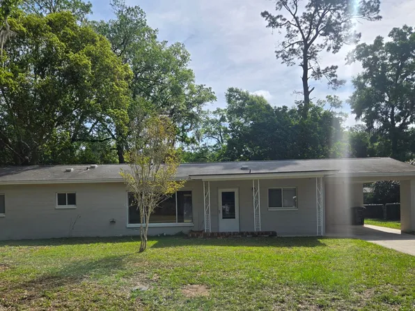 2201 NW 36th Dr, Gainesville, FL 32605