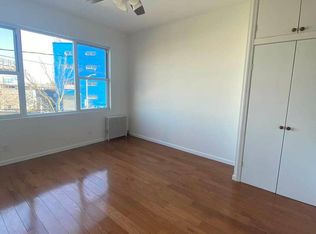 9 Van Dam St #2R, Brooklyn, NY 11222