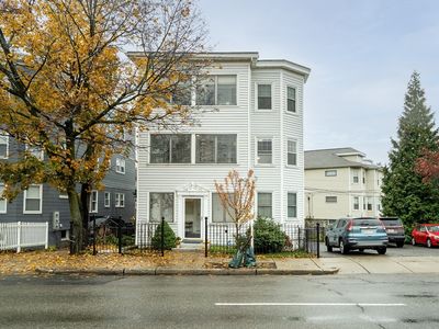 348-350 Hyde Park Ave Unit 2, Roslindale, MA, 02131